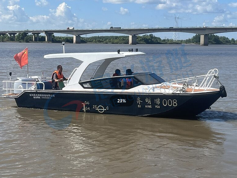  800 鋁質(zhì)敞開(kāi)艇